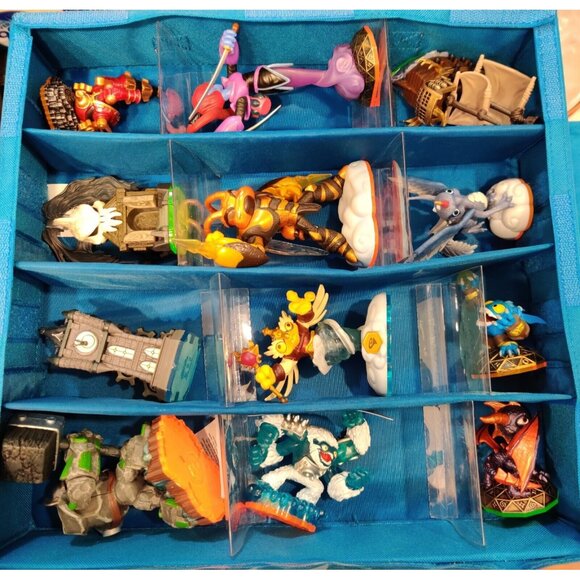 Skylanders Giants 31 Figures Lot Beginner Set NO CASE & OUT OF PACKAGE READ - Picture 2 of 9